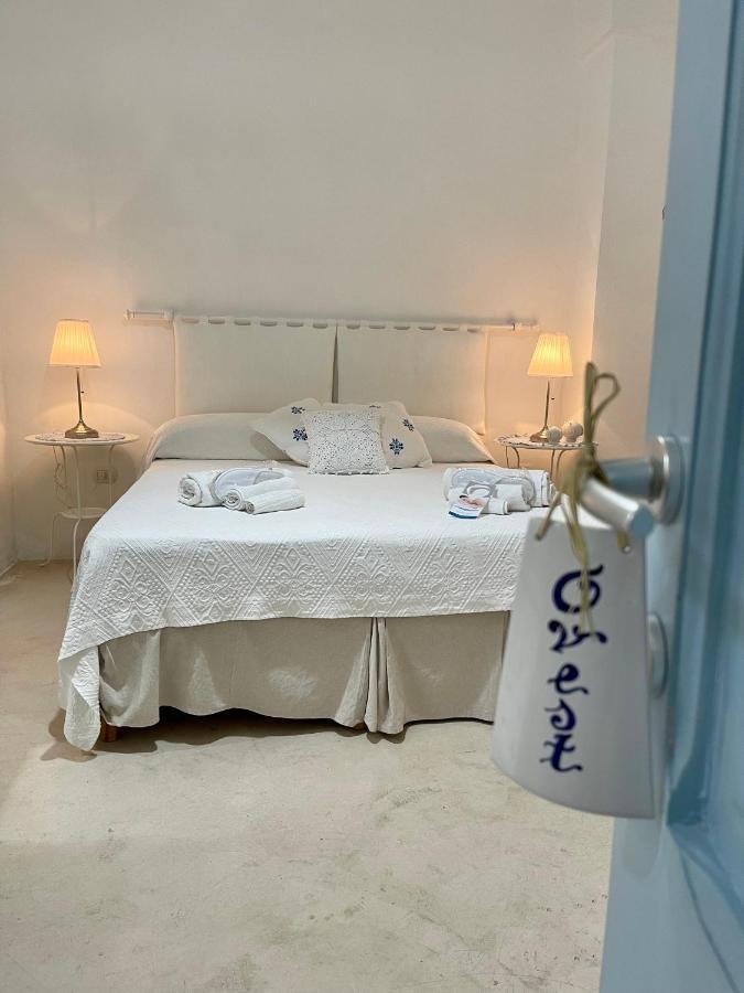 B&B Vie Del Mediterraneo 切萨雷奥港 外观 照片